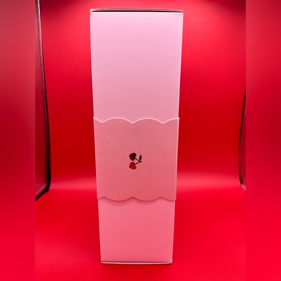 The Valentine's Day Quencher H2.0 Flowstate Tumbler 40 OZ Pink Velvet Cake - Picture 6 of 16